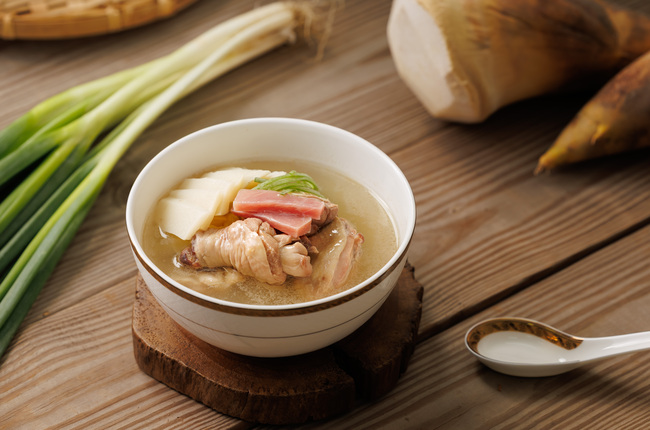 漢典食品-164-常態_火烔玉筍嫩雞湯